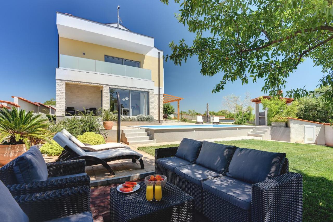 Villa White บาร์บารีกา ภายนอก รูปภาพ