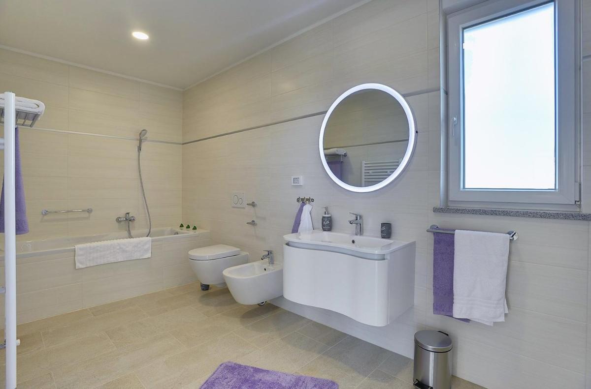 Villa White บาร์บารีกา ภายนอก รูปภาพ